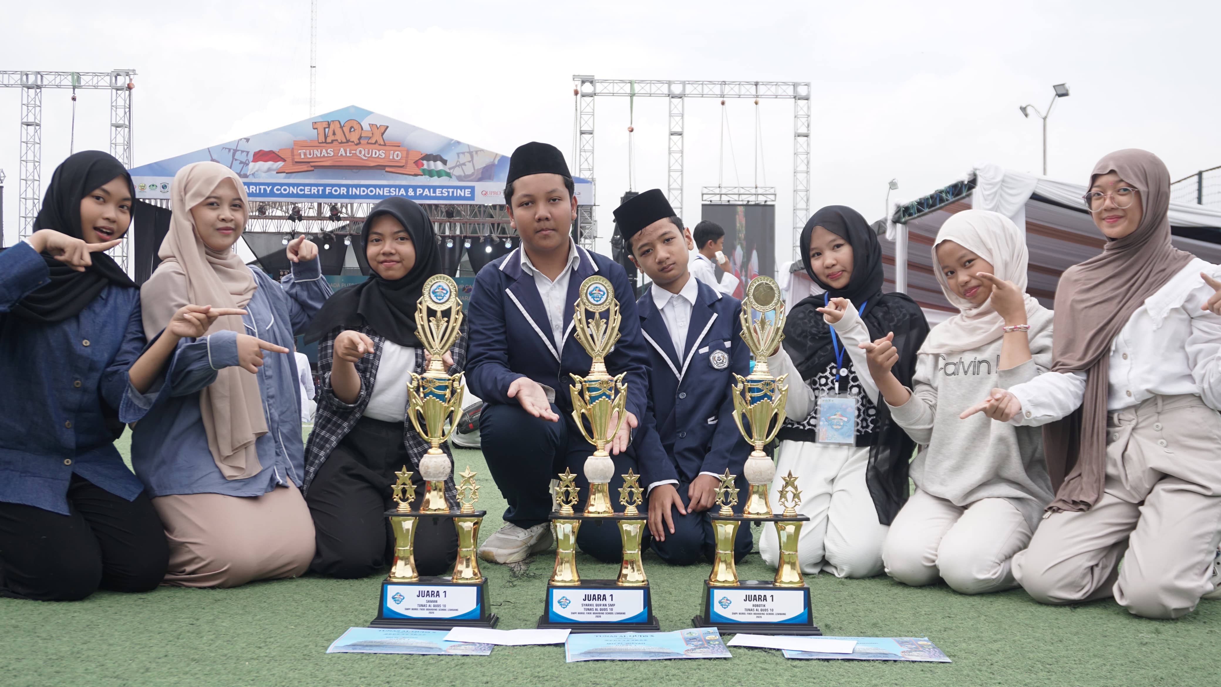 Borong Tiga Gelar Juara 1, Kontingen MTs Al Inayah Berjaya di Ajang Tunas Al Quds se-Jawa Barat